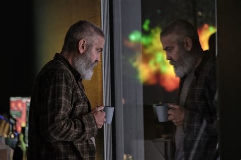 Netflix movie review: The Midnight Sky – George Clooney stars in ...