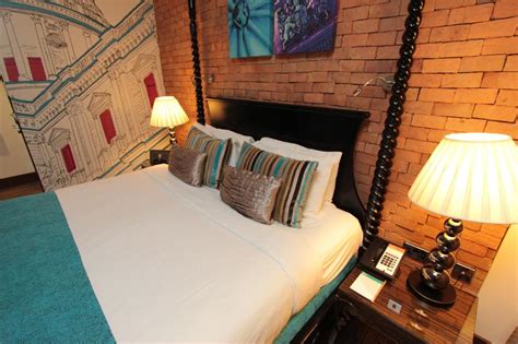 Hotel Indigo LONDON - TOWER HILL Deals & Reviews, London | LateRooms.com