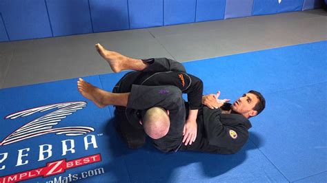 Arm Bar Triangle Choke Omoplata Combo - YouTube | Martial arts workout ...