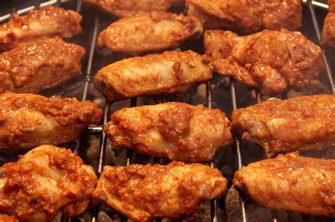 Buffalo Chicken Wings Background Barbecue Chicken Wings, Cooking Chicken Wings, Bbq Wings ...