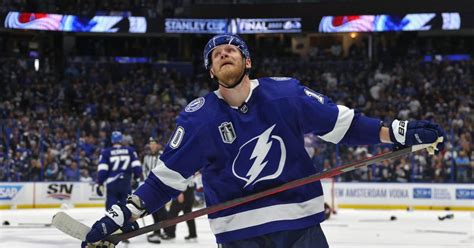 Corey Perry Stanley Cup timeline: Lightning forward suffers third ...