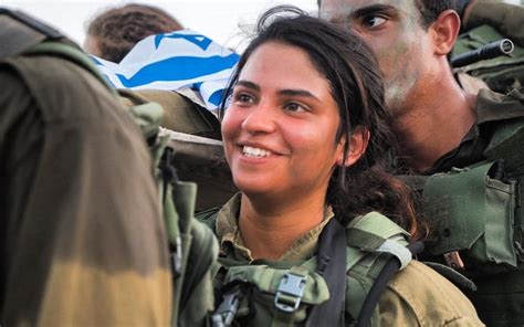 The Controversy Continues: Should There Be Female IDF Combat Soldiers ...