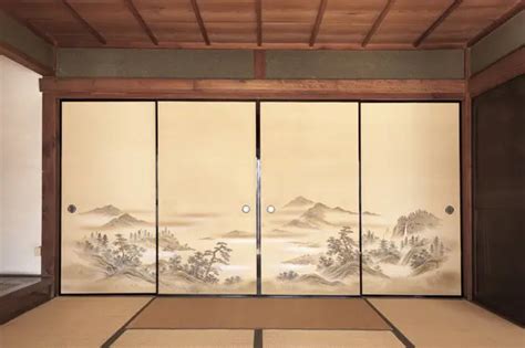 Fusuma (Sliding Doors) - Japanese Encyclopedia - Japan Travel Guide MATCHA