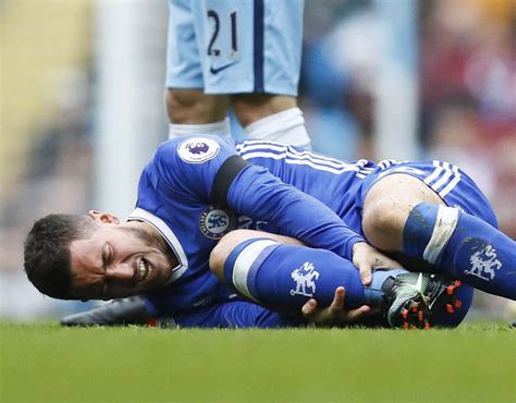 Chelsea's Eden Hazard in London for surgery on fractured ankle - Prime News Ghana