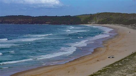 Lighthouse Beach, Seal Rocks | Two Minute Postcards