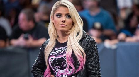 Alexa Bliss Responds To Reports Claiming That She's Injured Again (UPDATED)