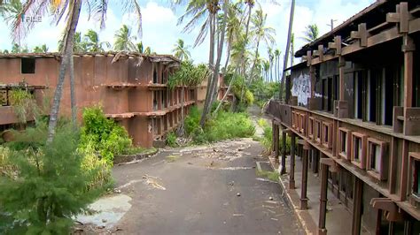 Kauai’s shuttered Coco Palms Resort sold at foreclosure auction