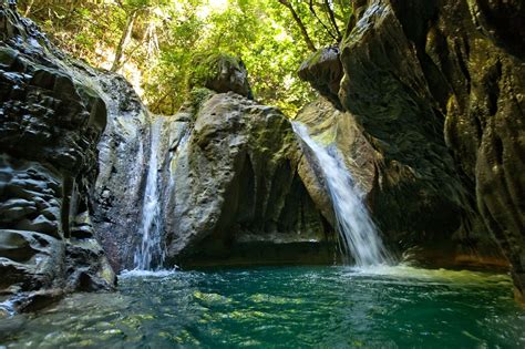 5 Cool and Interesting Caribbean Waterfalls to See with Kids - MiniTime