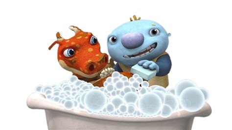 Download Wally Giving Borglelorp A Bath transparent PNG - StickPNG