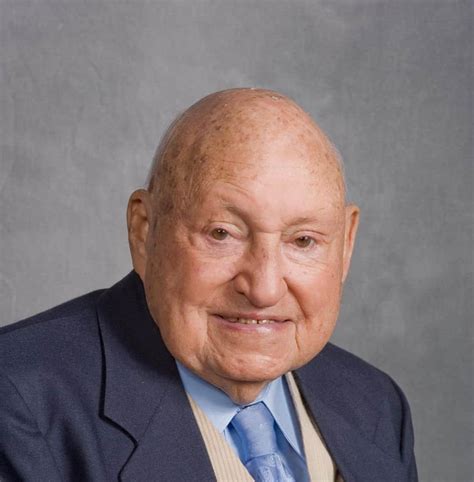 Truett Cathy, Chick-fil-A founder, dies • Pathway