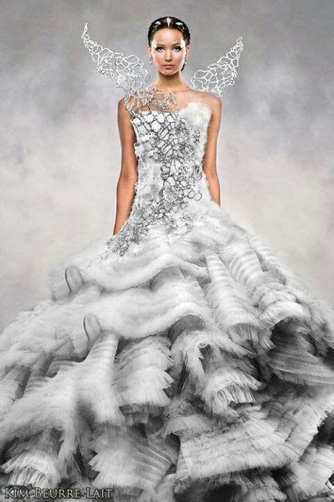 14 Katniss Everdeen wedding dress ideas | katniss, katniss everdeen ...