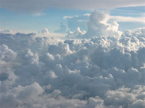 File:Cumulus Clouds Over Jamaica.jpg - Wikimedia Commons
