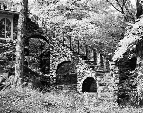 Madame Sherri’s Castle Ruins – Obscure Vermont