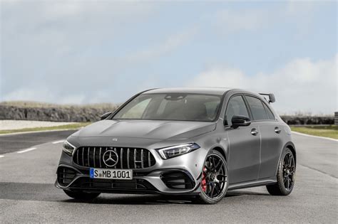 Mercedes-AMG A 45 4MATIC+, la versión más deportiva con dos niveles de ...