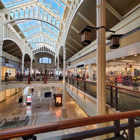 This Massive Mall In Georgia Takes All Day To Explore