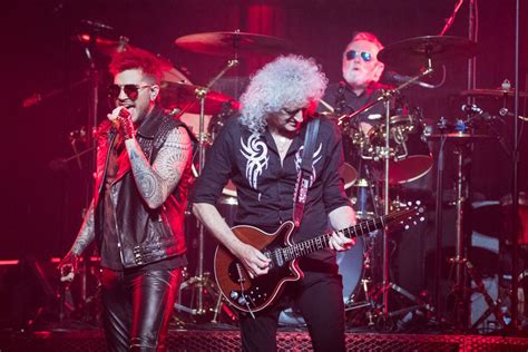 Review: Queen + Adam Lambert bring a grand, theatrical rock show to Omaha | Music | omaha.com