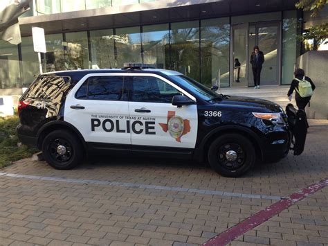 The University of Texas at Austin Police Ford SUV : PoliceVehicles