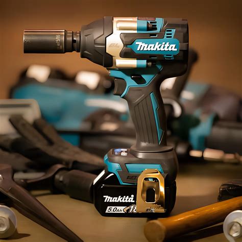 All About The Makita XWT08Z LXT, Lithium-Ion Brushless Cordless High-Torque 1/2″ Sq. Drive ...