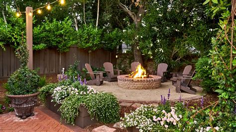 Ideas For Gardens Around Trees