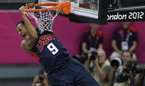 Andre Iguodala dunk during the 2012 Olympics : NBAimages