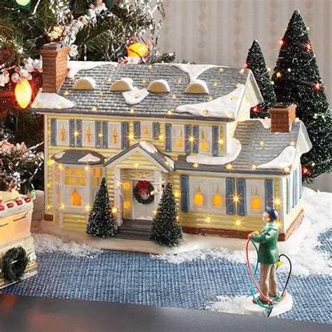 You Can Get A Replica Of The Griswolds' House From National Lampoon Christmas Vacation