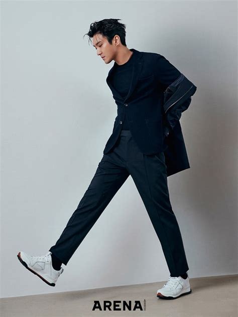 Super Junior’s Choi Siwon Talks About His Changed Perspective On Fans ...