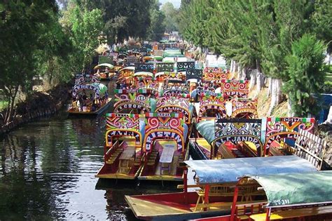 Xochimilco | Aztec ruins, canals, chinampas | Britannica