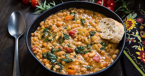 Vegan Tuscan White Bean Soup in the Instant Pot | FatFree Vegan Kitchen