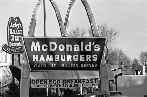 How the McDonald’s Happy Meal Has Changed | Reader's Digest