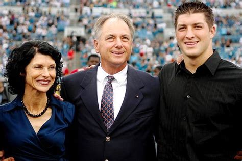 Tim Tebow parents - SuperbHub