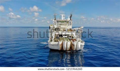 52 Submarine Cable Repair Images, Stock Photos & Vectors | Shutterstock