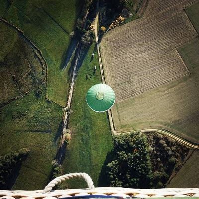 Un Vol en Montgolfière au dessus du Parc Naturel Livradois - Forez - Art Montgolfieres