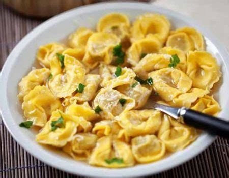 Cheese Tortellini Brodo - Dash™