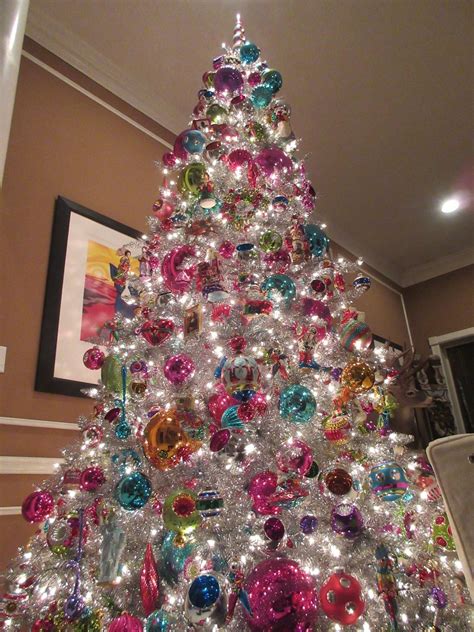 20+ Silver Tinsel Christmas Tree