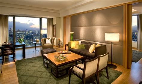 Mandarin-Oriental-Tokyo_ORIENTAL-SUITE_-Living-Room : at-Bangkok.com