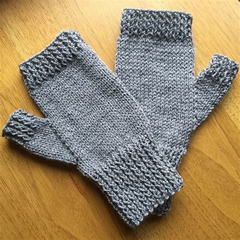 Easy Fingerless Men's Mittens - with Thumbs pattern by marianna mel | Mittens pattern ...