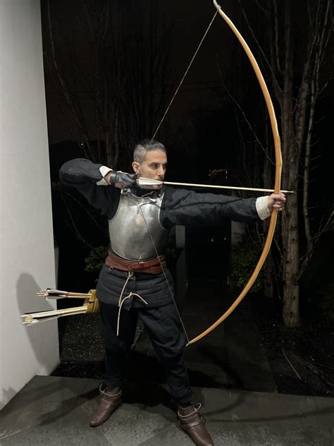 Longbow vs Warbow against Gambeson Armour Test - The Fateful Force