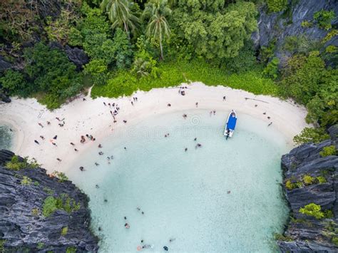 Hidden Beach in Matinloc Island in El Nido, Palawan, Philippines. Tour ...