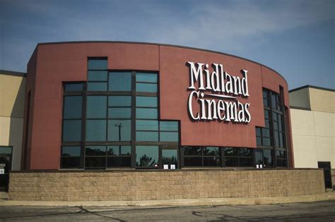 Movie goers react to Midland theater's reopening weekend