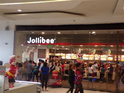 JOLLIBEE, Davao City - Ground Floor SM City Davao - Menu, Prices & Restaurant Reviews - Tripadvisor