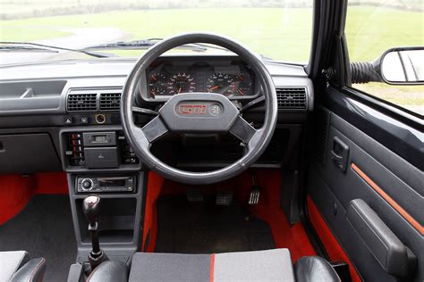 Peugeot 205 Interior