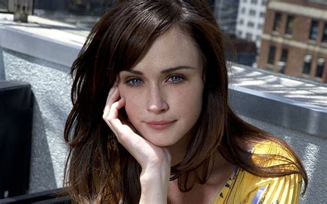 The Best Alexis Bledel Eyes - Sinobhishur