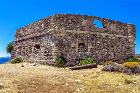 Antikythira Island in Kythira, Greece | Greeka