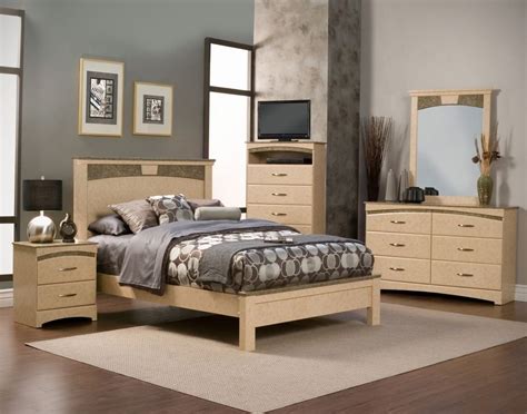 20 Beautiful Natural Wood Bedroom Set