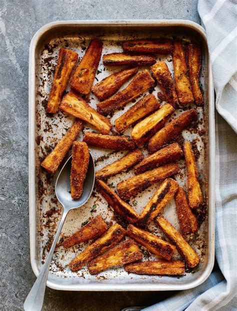 Mary Berry's Golden Crunchy Thyme Parsnips | Recipe | Recipes, Parsnip ...