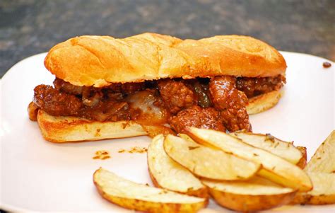 A simple little life...: Cube Steak Sandwiches and Rosemary Fries