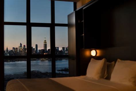 11 Incredible Hotels That Offer the Best Views of New York City's ...