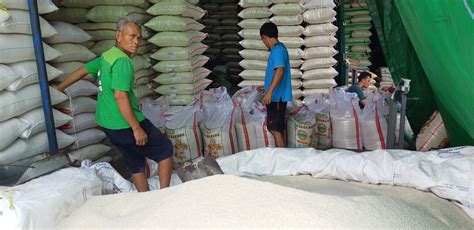 Rare Rice in Jakarta, Wholesalers at Cipinang Main Market Complain of High Prices - Kompas.id