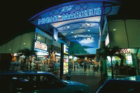 5 Things to Do in Cairns at Night