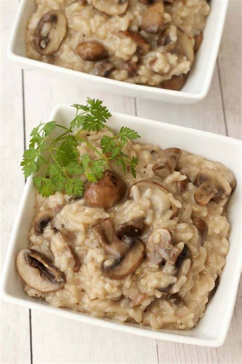 Creamy Vegan Mushroom Risotto - Loving It Vegan